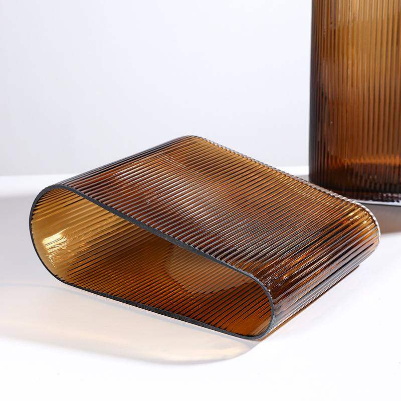 几何琥珀色竖纹设计扁软餐厅摆件装饰插花样板房花瓶玻璃装方桌面