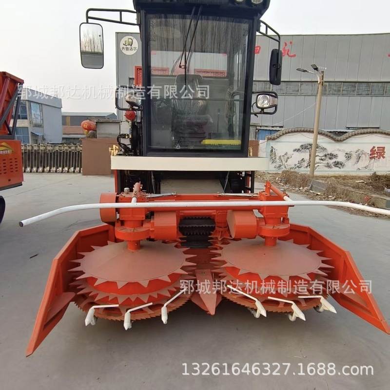 厂家直供现货履带圆盘青储机收割粉碎牧草玉米秸秆全自动收割机