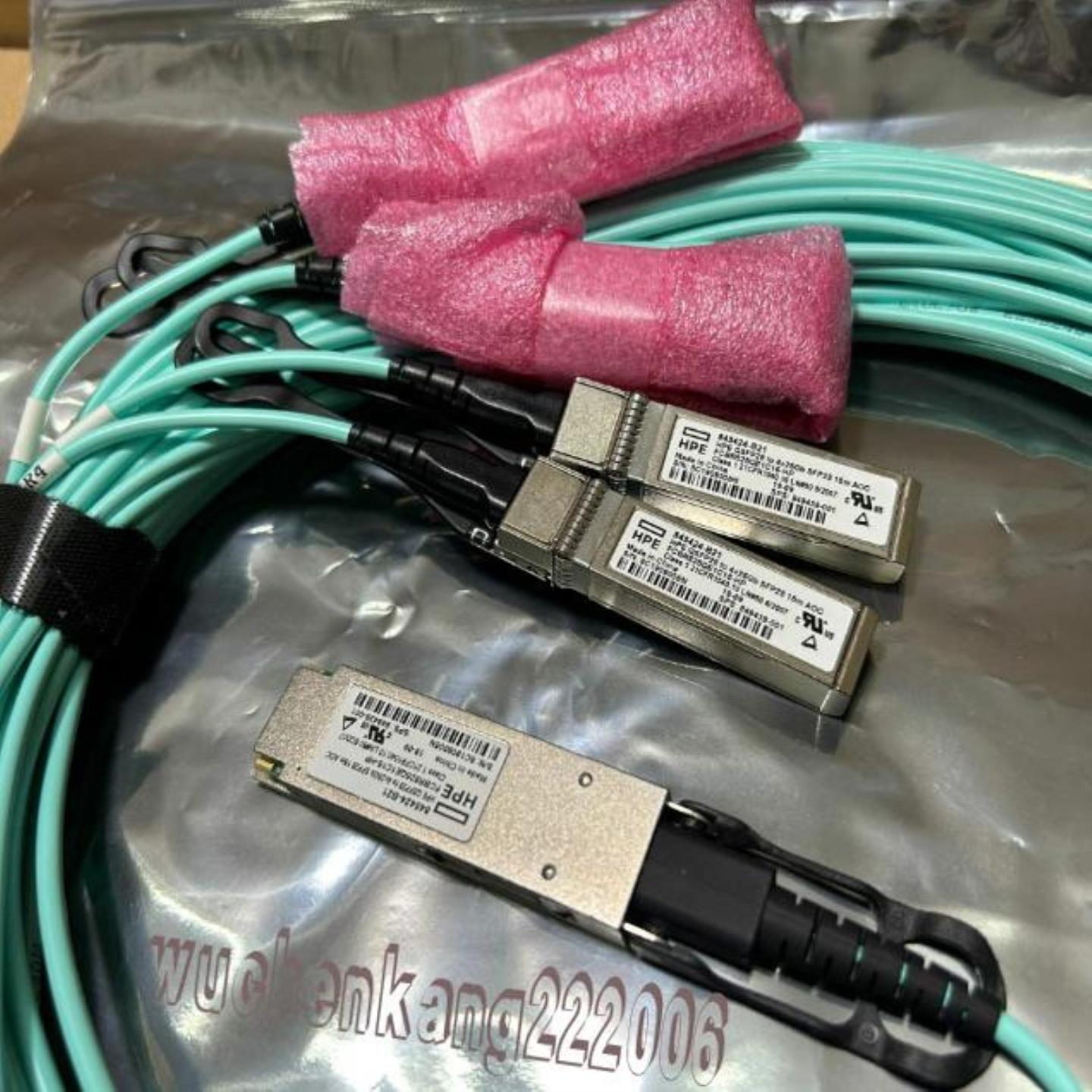 **HPE原装100G-4x25G-AOC-15M光纤线QSFP28-SFP28光缆845424-B2