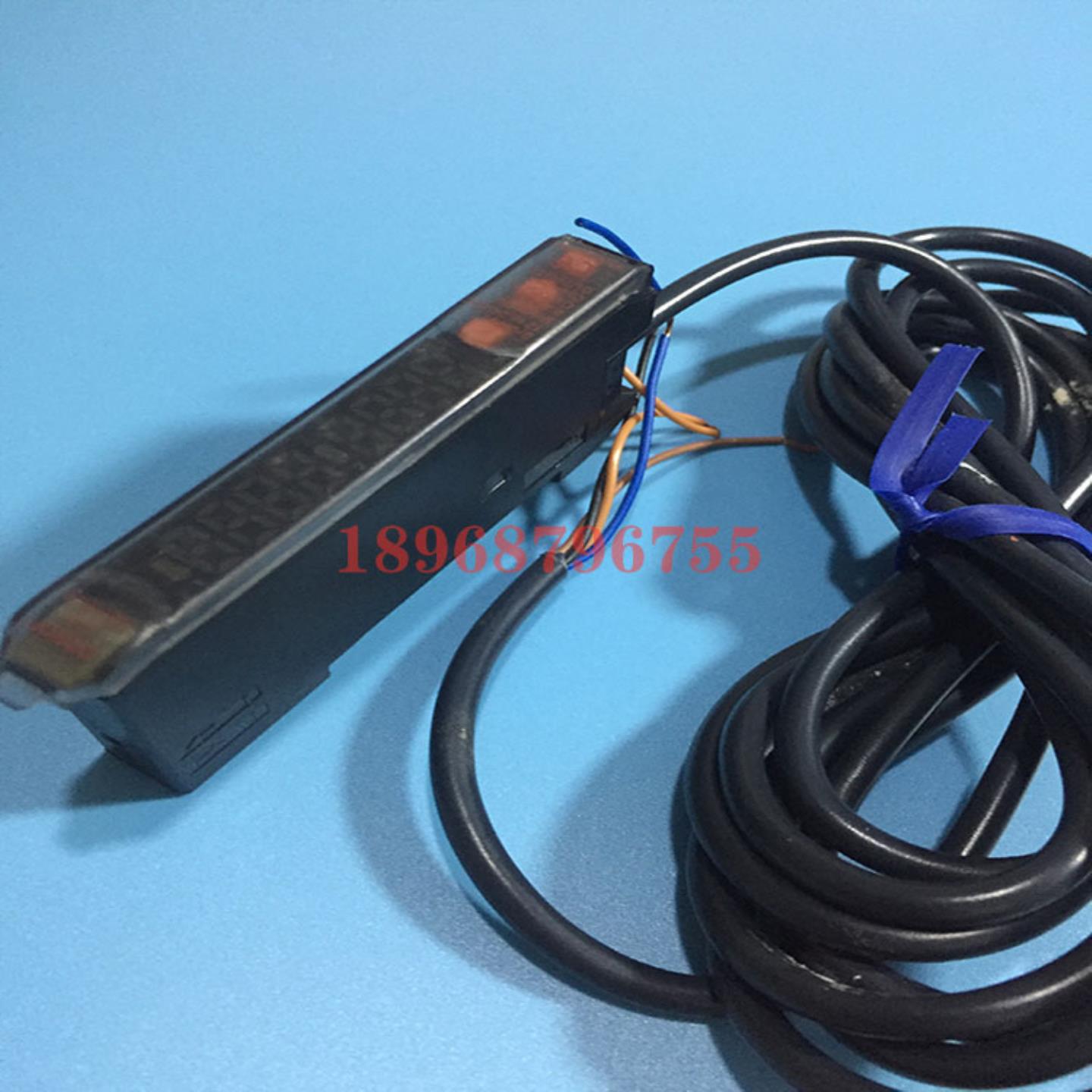 **光纤传感器放大器E3X-DA11AT-S E3X-DA6-S DA41AT-S DA9F-S*