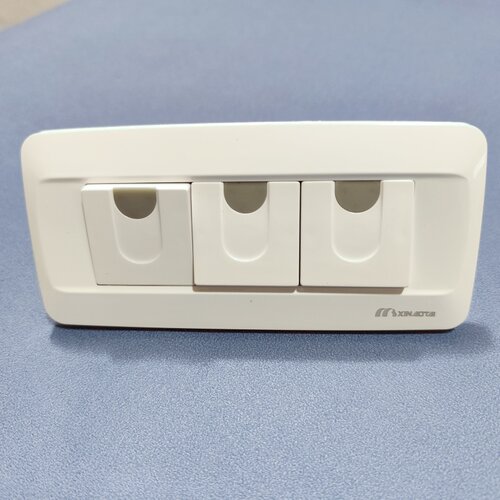 118型老式开关插座三开家用