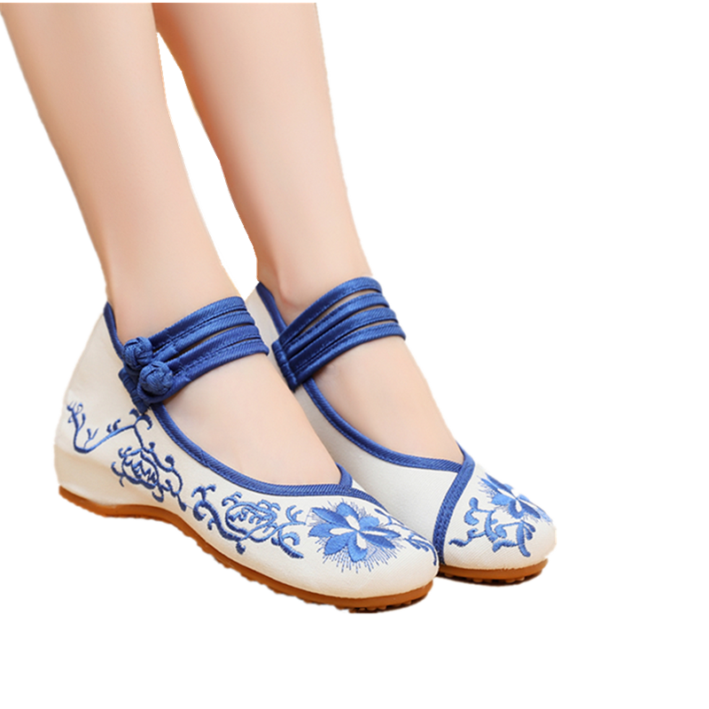 儿童绣花鞋女童汉服鞋坡跟精品