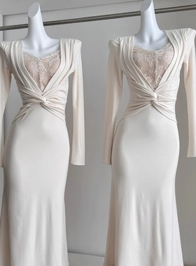 内里磨毛加绒设计感针织连衣裙女蕾丝花边深V领扭结收腰打底长裙