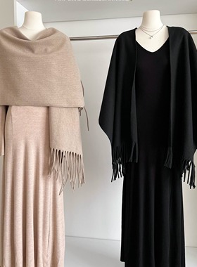 法式气质高级感外搭斗篷披肩女＋垂感打底长裙巨好看的早秋一整套