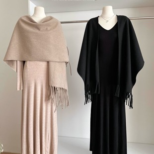 法式气质高级感外搭斗篷披肩女+垂感打底长裙巨好看的早秋一整套