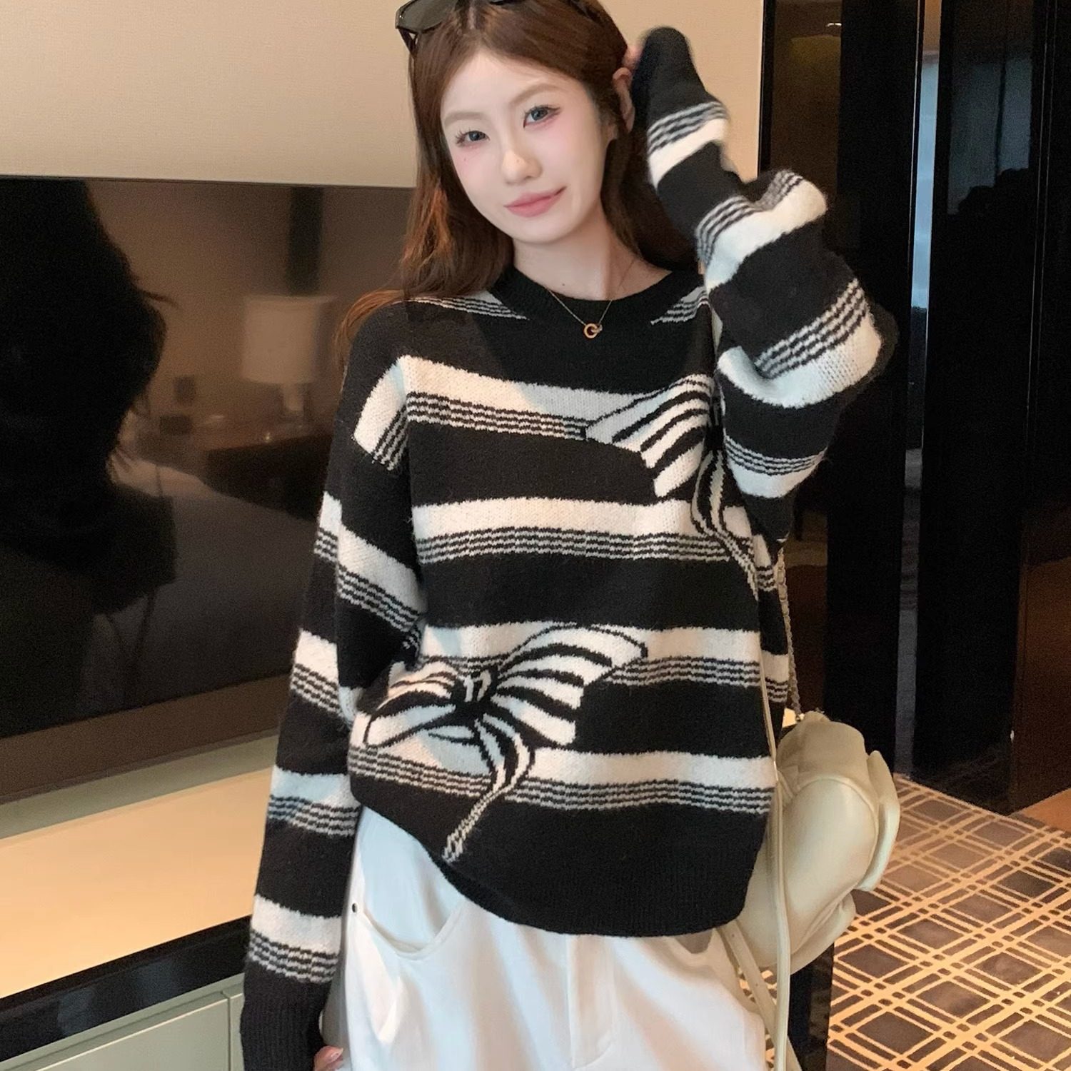 黑白撞色条纹针织衫女加厚款慵懒秋冬季穿搭长袖毛衣外套上衣内搭,女装/女士精品,毛衣,淘宝优惠券,粉丝福利购,淘宝优惠卷