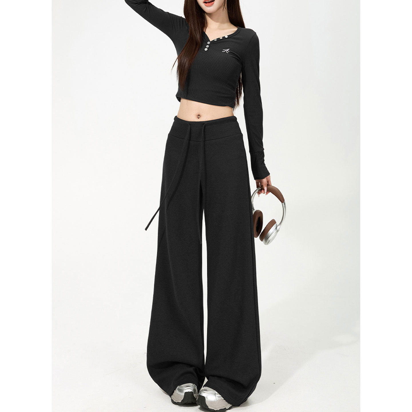 灰色糯米裤女2026春季宽松垂感窄版休闲运动卫裤黑色面膜阔腿裤子,女装/女士精品,休闲裤,淘宝优惠券,粉丝福利购,淘宝优惠卷