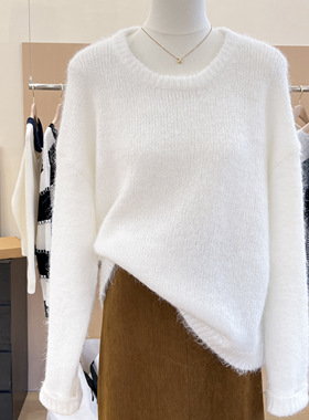 白色圆领套头毛衣女秋冬外穿打底衣女内搭高级感软糯奶呼呼针织衫