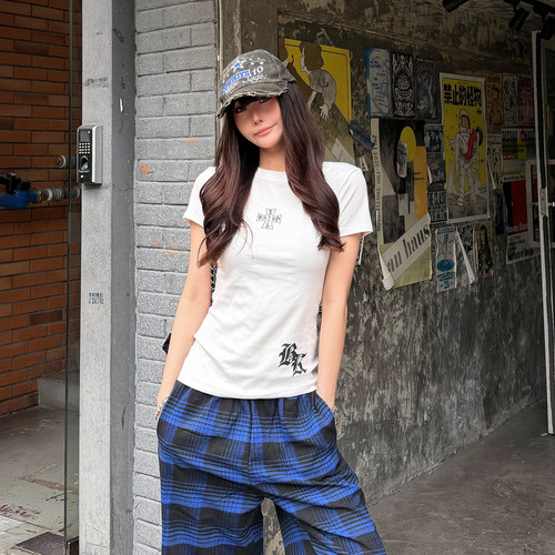 哥特十字架印花显瘦短袖T恤女