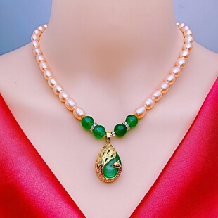 天然淡水珍珠项链女锁骨链小众甜美绿宝石吊坠多层颈链母亲节送礼