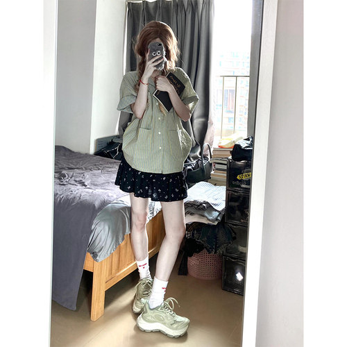 日系复古条纹短袖衬衫女夏季2024
