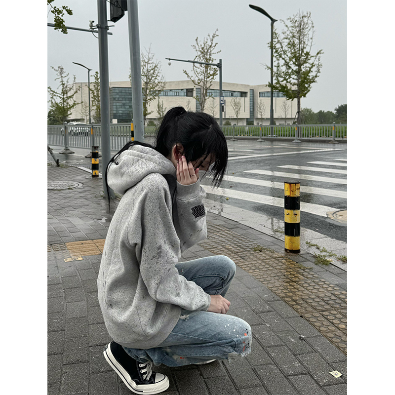 国潮牌美式刺绣oversize灰色卫衣