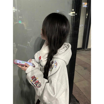 蜡笔小新可爱刺绣连帽卫衣女秋冬加绒加厚小个子潮牌宽松百搭外套