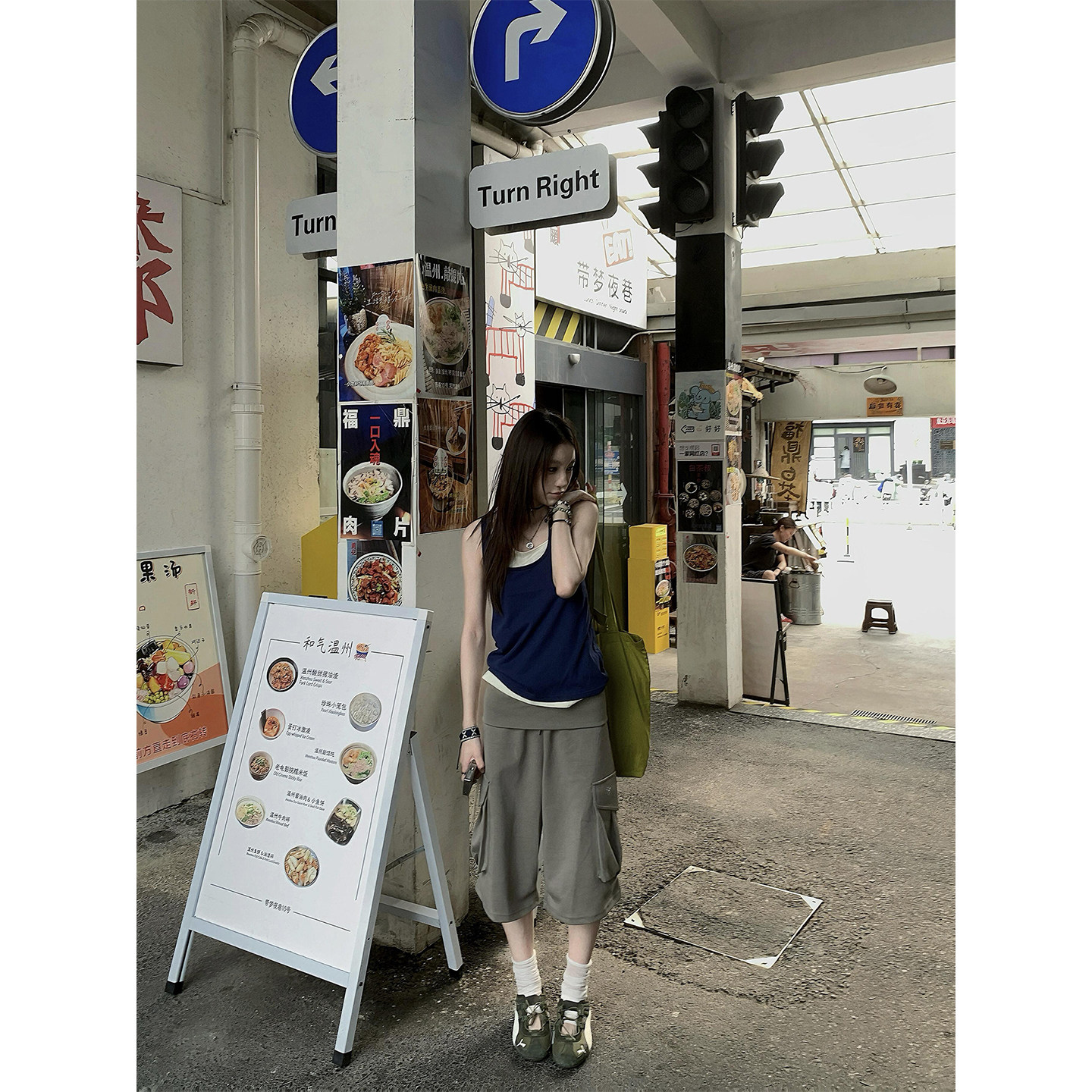 韩系辣妹吊带背心女两件套叠穿图片