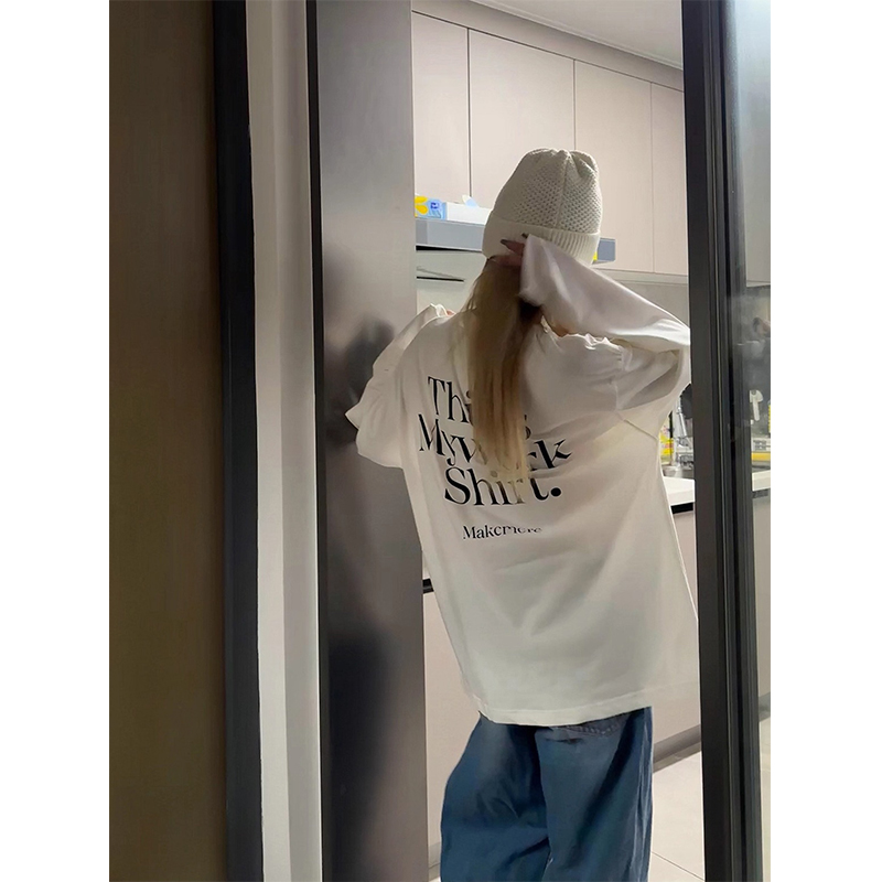 白色基础印花口袋字母长袖t恤女秋季宽松百搭打底衫纯棉慵懒上衣
