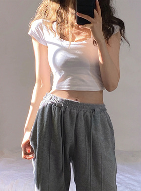 设计感U领正肩白色短袖t恤女夏季新款小众别致纯欲甜辣妹短款上衣