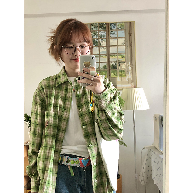 设计感绿色格子长袖衬衫女早秋