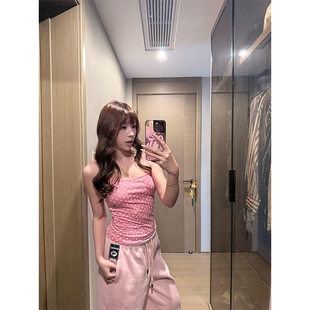 甜辣风粉色波点吊带背心女夏季春秋外穿绝美内搭打底短款无袖上衣