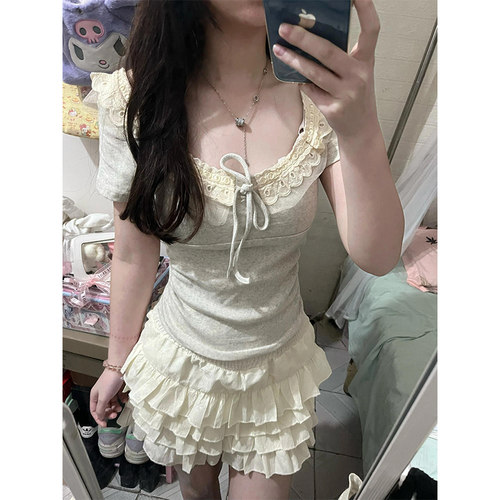 纯欲蕾丝拼接u领正肩短袖t恤女夏