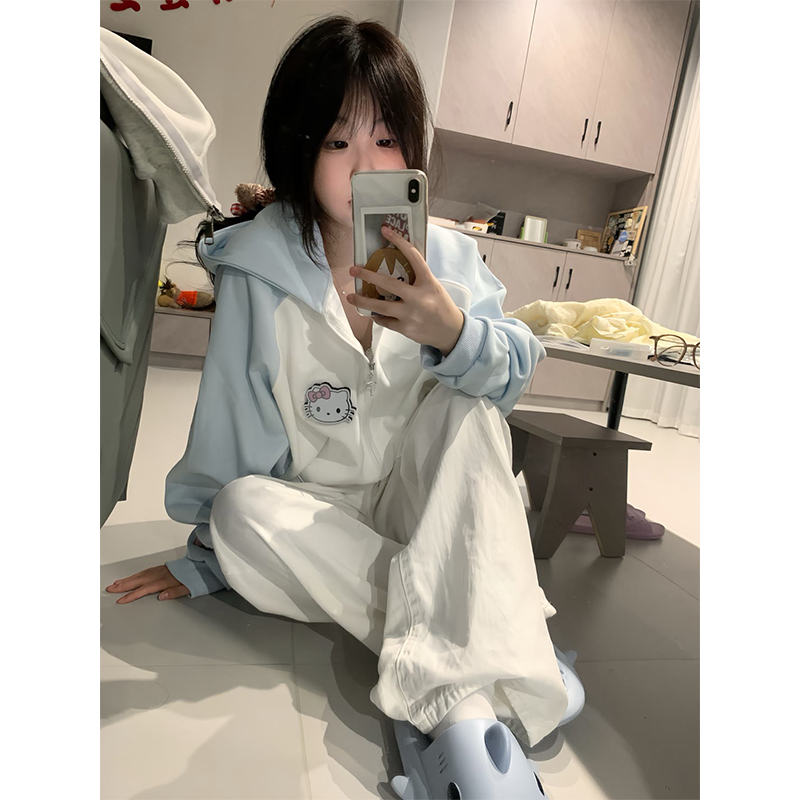 卡通kitty凯蒂猫连帽开衫卫衣女