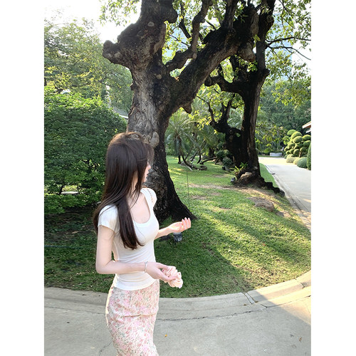 白色正肩u领短袖t恤女2026夏季