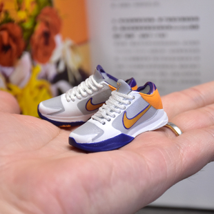 潮玩立体科比kobe全系列zk1568代青蜂侠鸳鸯球鞋模型手办汽车摆件