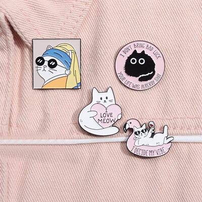 31 tyles Cartoon Animal Collection Enamel Pins Cute Cat