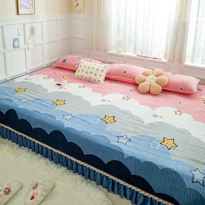 冬季牛奶绒榻榻米床盖定制