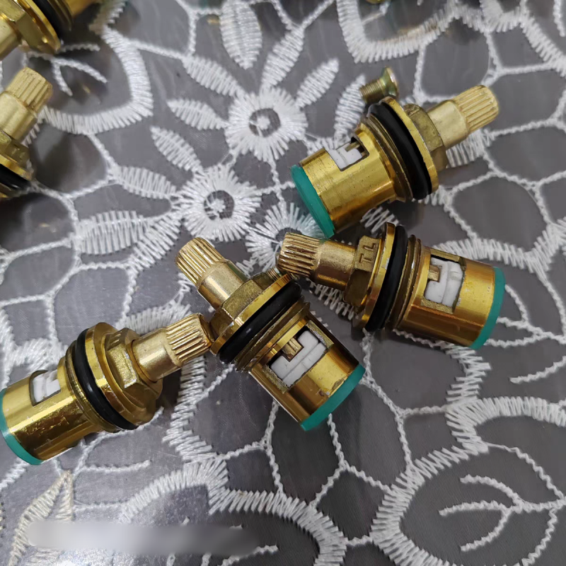 配件三角阀304不锈钢通用型单冷快开全铜水龙头芯子陶瓷阀芯4分