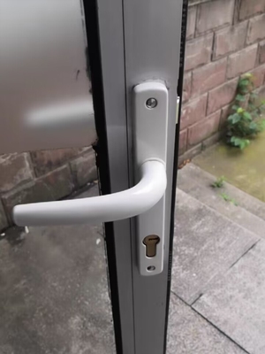 断桥铝合金拉手铝新款其他铝门锁平开锁92窄型黑白8535锁芯执手锁