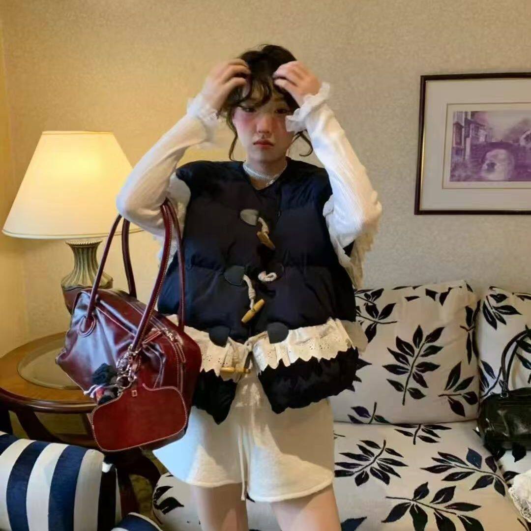 现货多巴胺蕾丝废土风棉服马甲女
