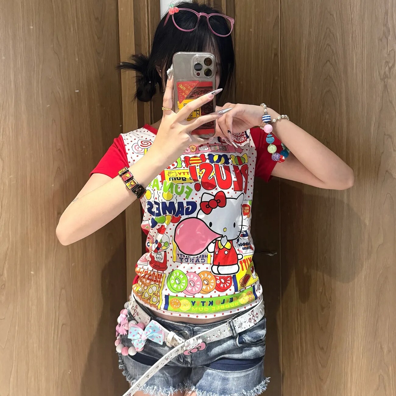 显瘦短款可爱HelloKitty夏季上衣