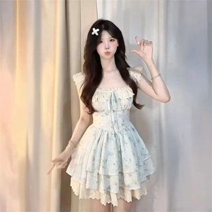 现货夏季法式甜美风飞飞袖碎花连衣裙女夏小个子收腰蛋糕裙公主裙