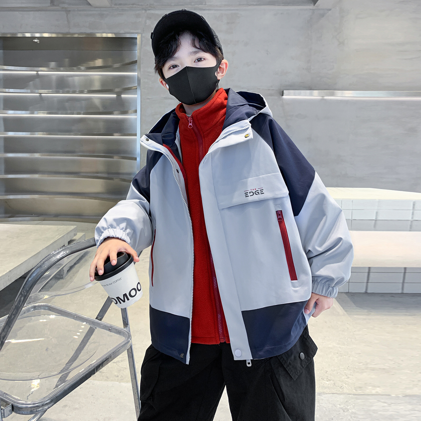 男童冲锋衣款可拆卸三合一