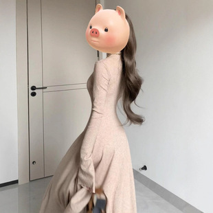 冬季加绒白色针织连衣裙冬装高级感加厚长款打底内搭长裙秋冬裙子