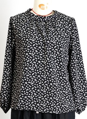 JCC STUDIO日系人造丝尼龙丝滑印花小立领系带长袖衬衫女