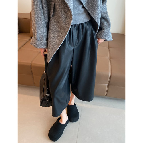 寻笙记ins风高腰黑七分阔腿皮裤