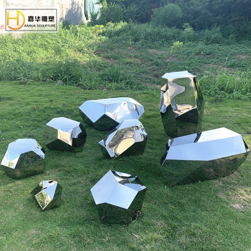 不锈钢石头几何镜面摆件别墅售楼处落地艺术雕塑户外景观切面雕塑