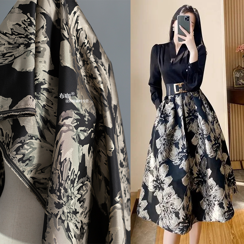 黑白花朵满绣复古提花布料