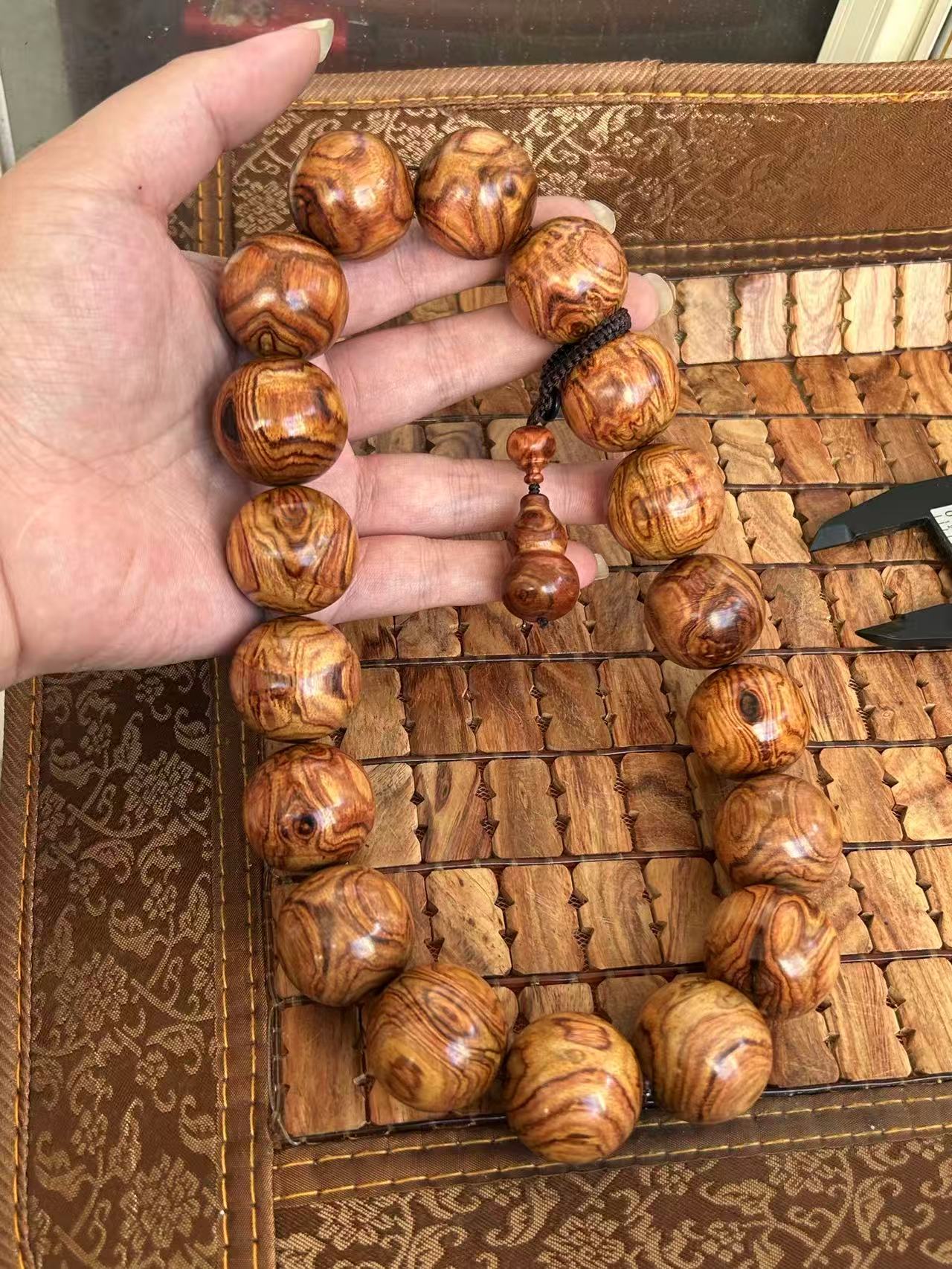 1126海南黄花梨虎啤对眼油梨，3.0x18手持