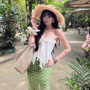 泰国海岛旅游度假套装女性感白色抹胸绿色波点包臀半身短裙两件套