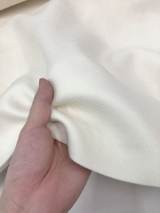 全毛白色精纺斜纹加厚羊毛精纺服装毛料秋冬高端西装套装裤子布料