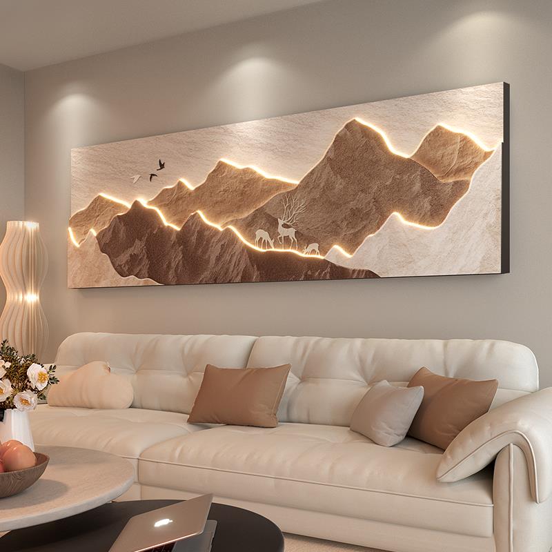 背有靠山客厅沙发景墙装饰