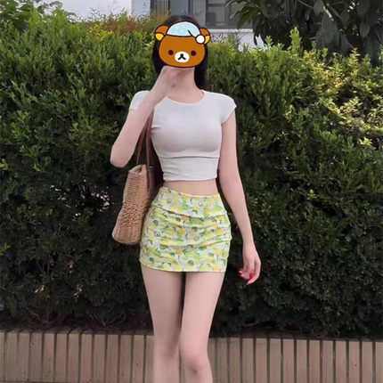夏季多巴胺穿搭一整套轻熟风御姐美式辣妹上衣碎花短裙两件套装女