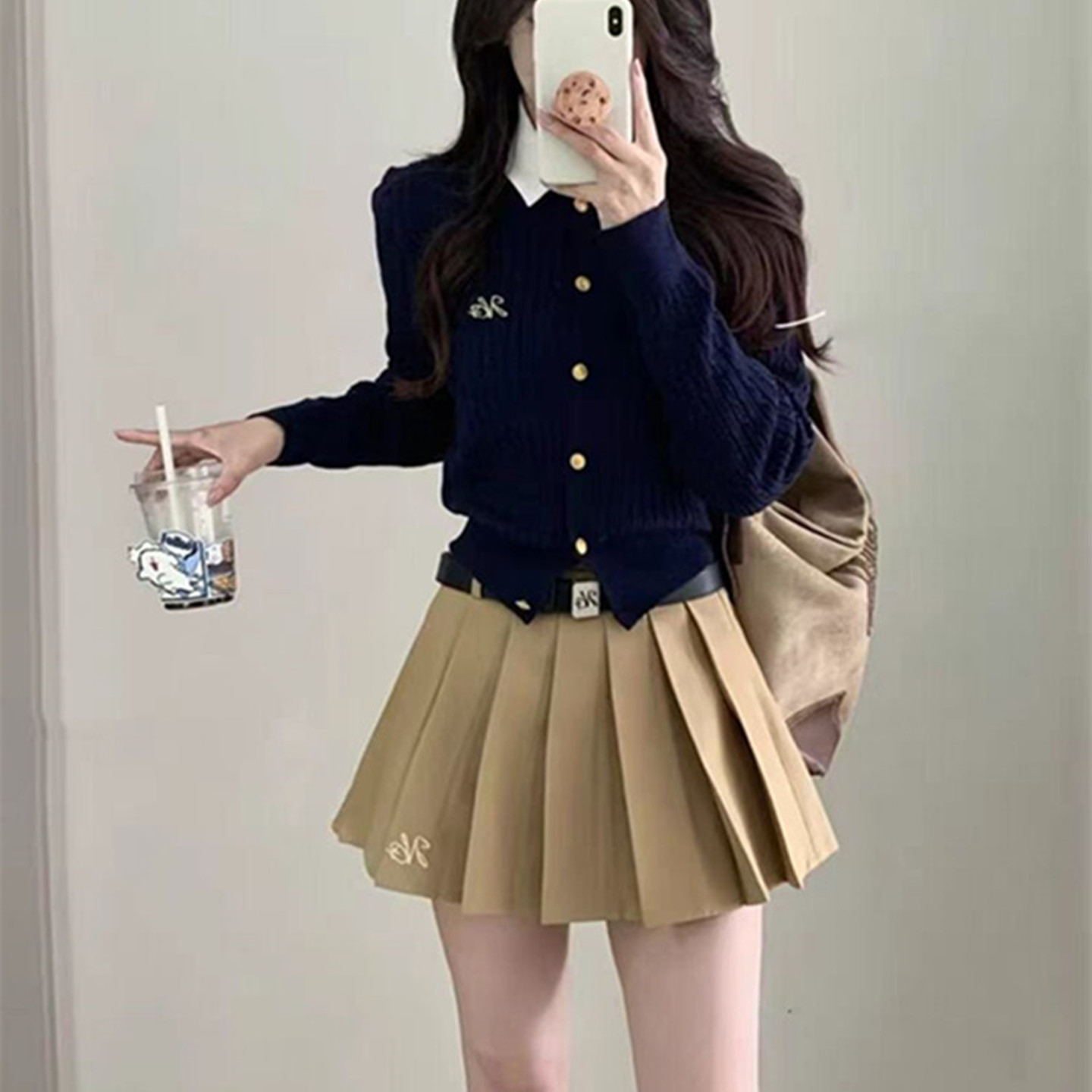 韩系小个子JK学院风毛衣开衫短裙