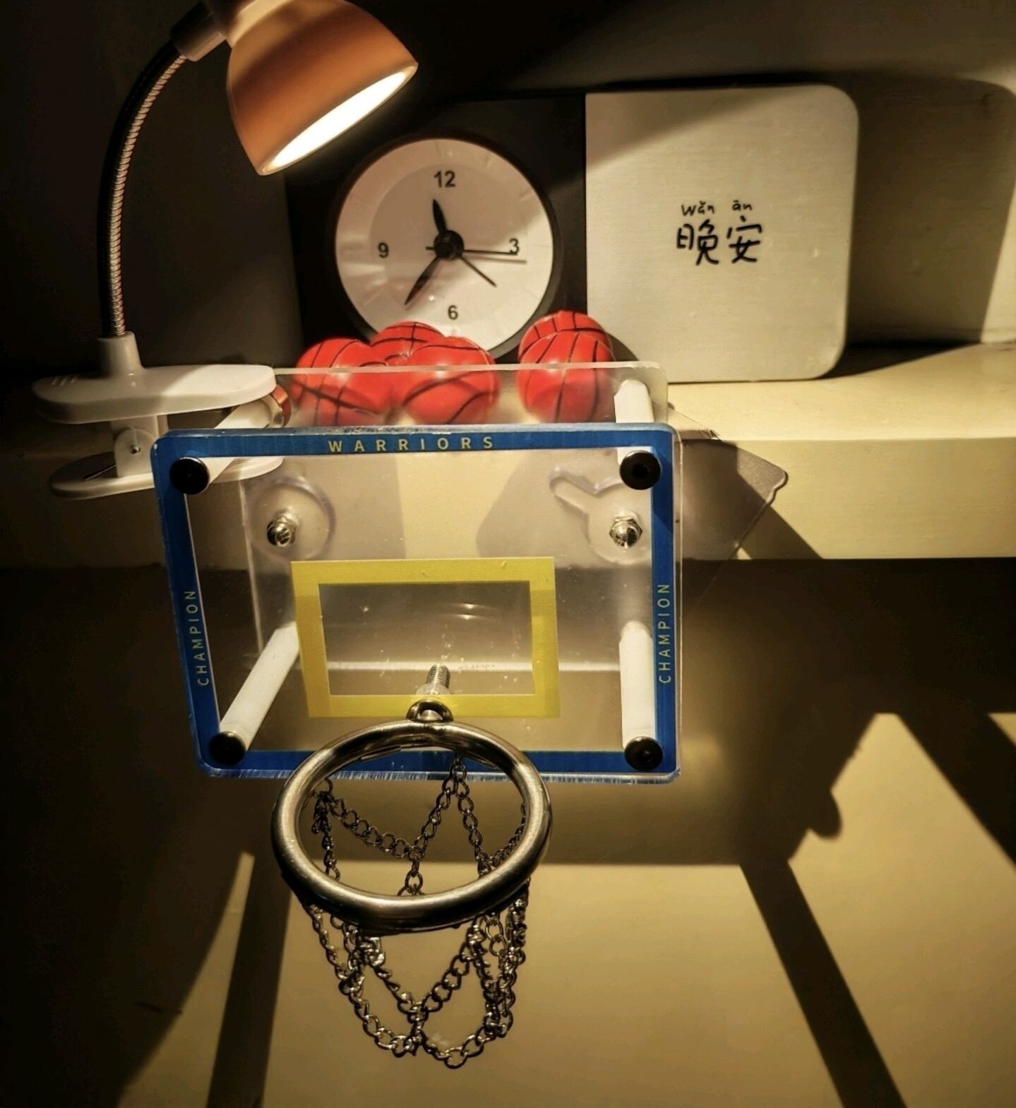 喜欢打篮球男女孩礼物NBA小夜灯投篮生日礼物创意