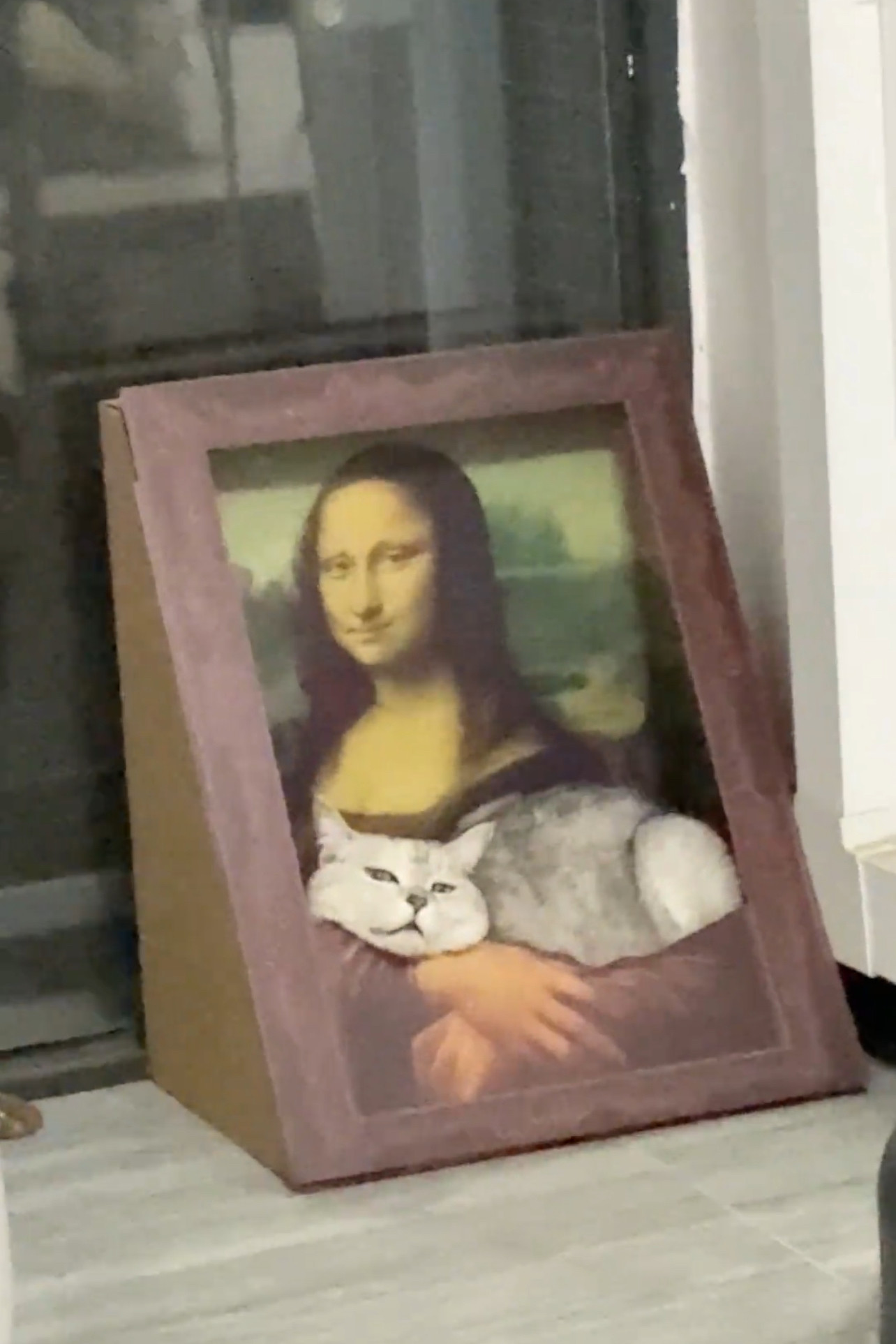 蒙娜丽莎画框猫窝猫抓板一体新款磨爪子神器保暖透气趣味猫窝