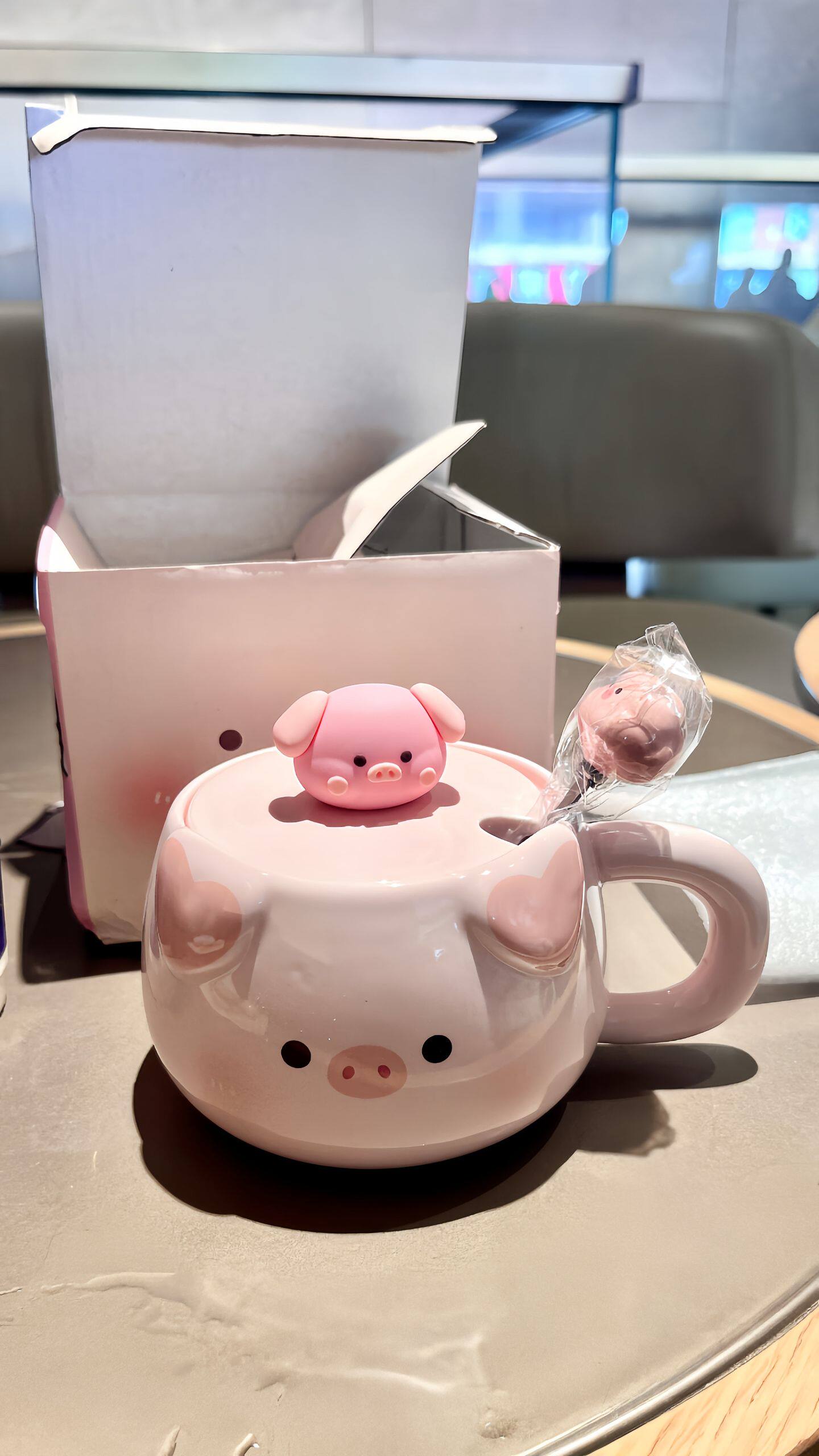 可爱小猪马克杯带盖勺陶瓷杯家用喝水杯子情侣对杯生日礼物礼盒装