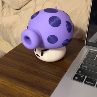 紫色蘑菇加湿器新款 秋冬干燥专用趣味卡通手办雾化可爱摆件