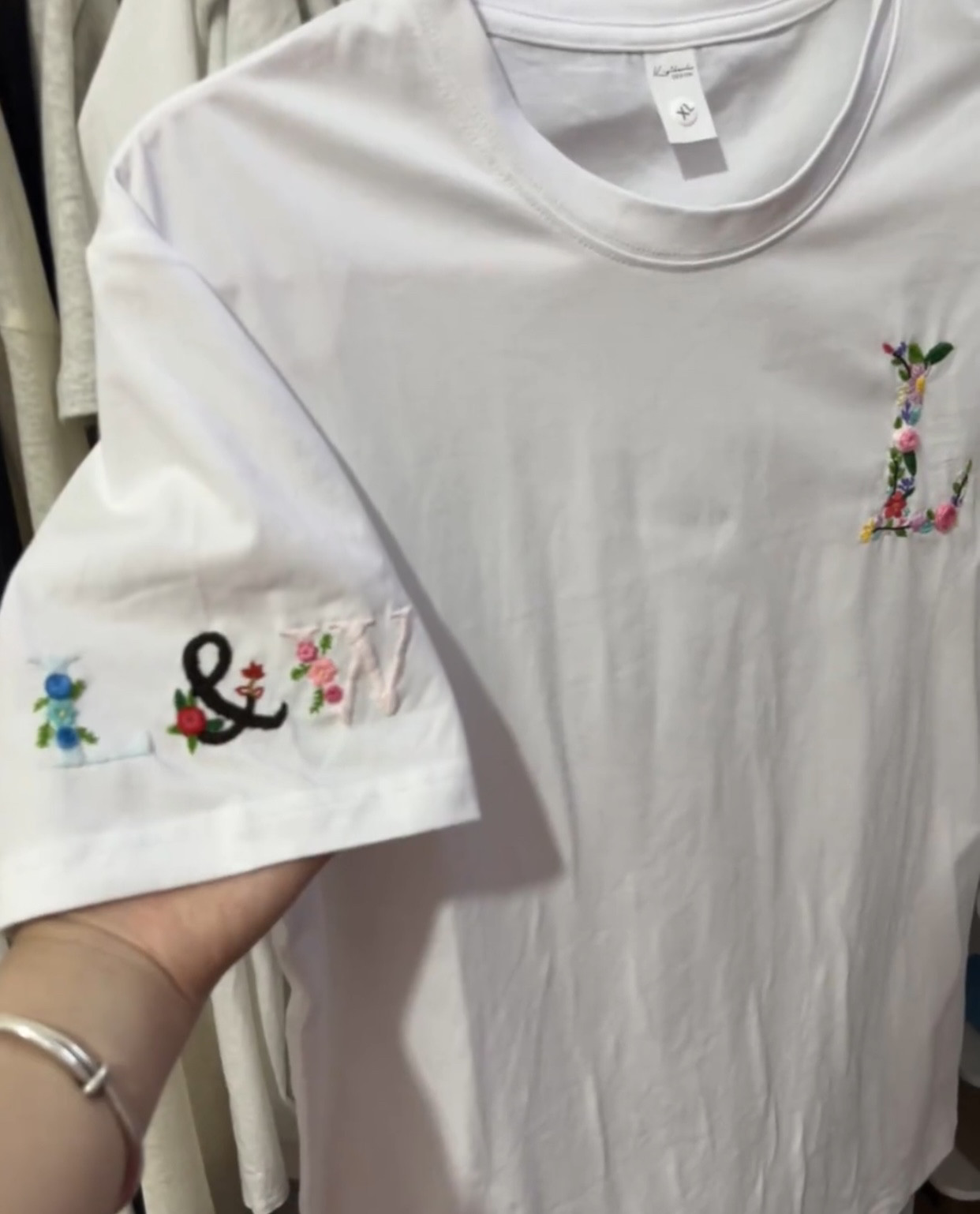 姓氏刺绣diy字母手工制作材料包衣服T恤绣花初学者礼物情侣送男友
